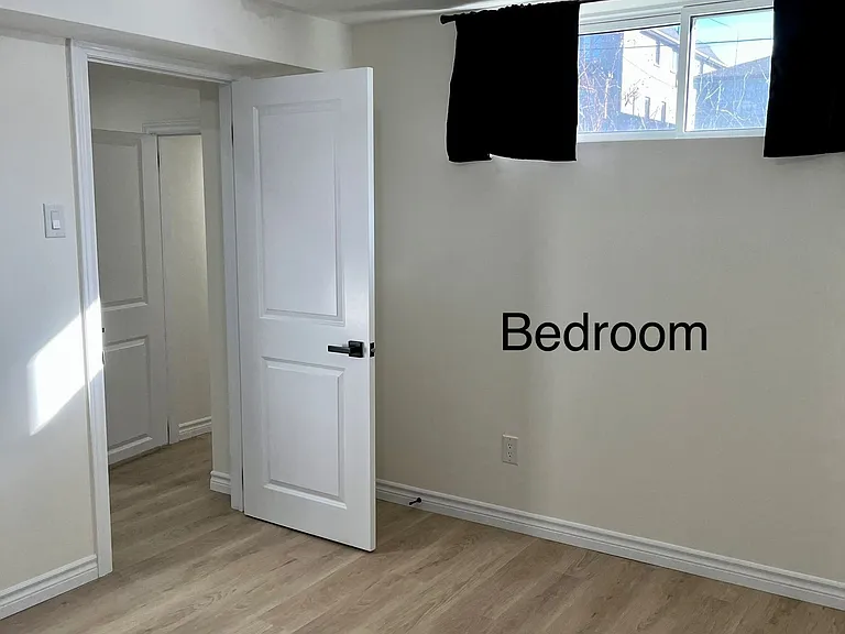 404 Glen Park Ave #BASEMENT — Photo 7