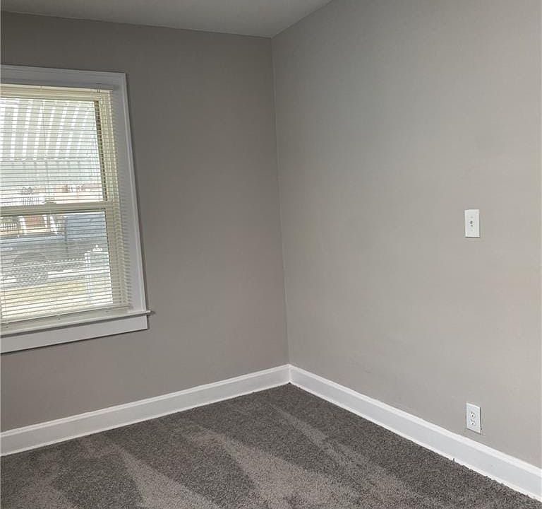 2nd image of 308 Norton Ave