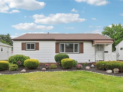 30400 Vineyard Rd, Eastlake, OH, 44095