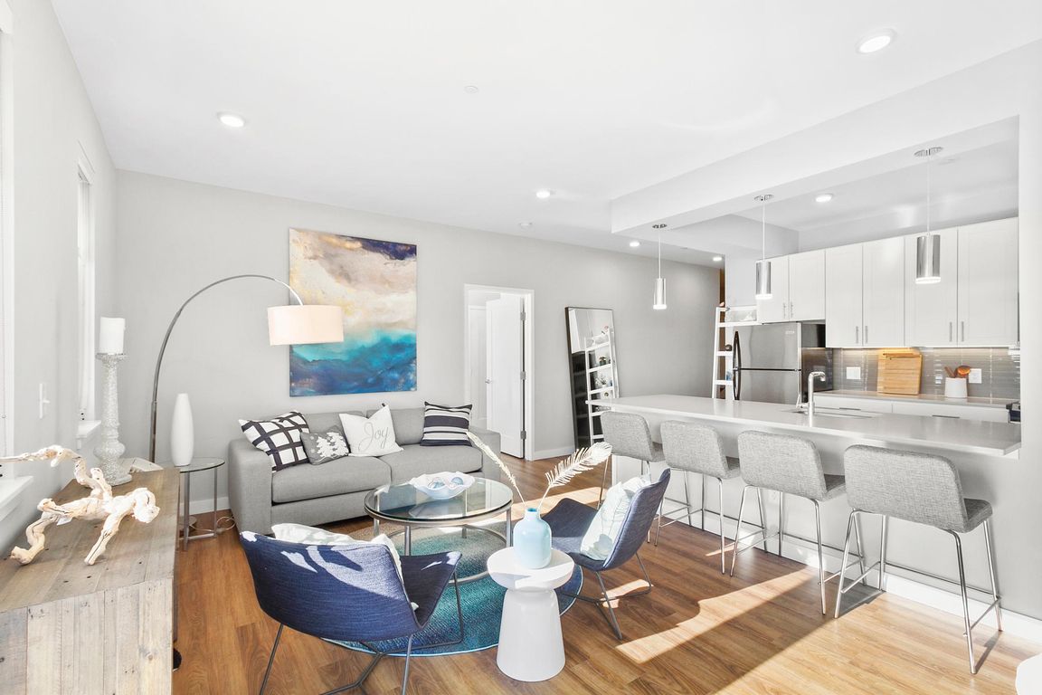 Living Room & Kitchen