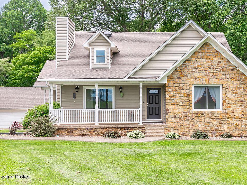 1st image of 220 Castle Ct