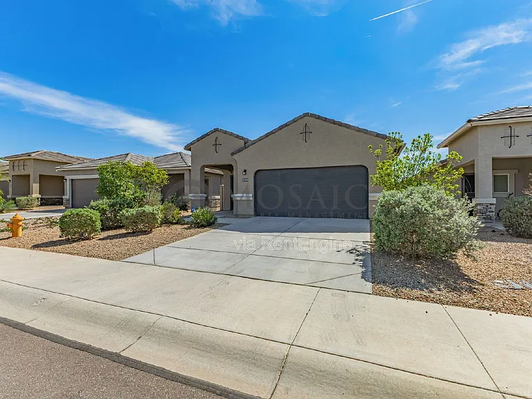 35349 W San Alvarez Ave — Photo 5