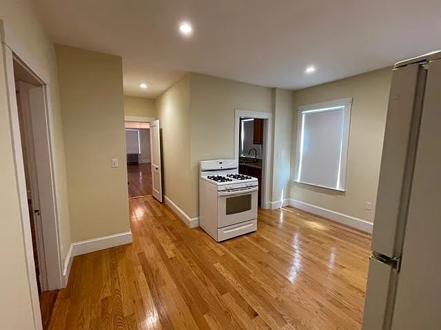98 Winsor Ave #1 — Photo 7