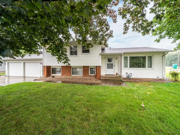 330 Zarling Ave, Oshkosh, WI 54901