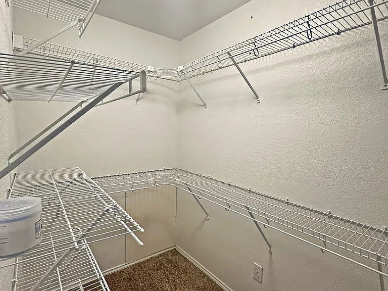 11358 Victory Cavern — Photo 15