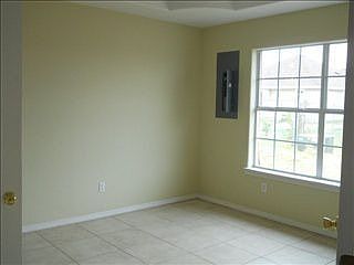 5th image of 900 W Falcon Ave