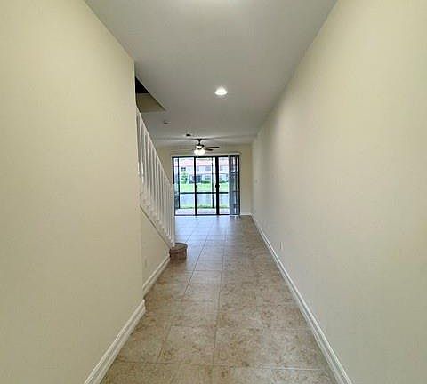 3rd image of 7792 Bristol Cir
