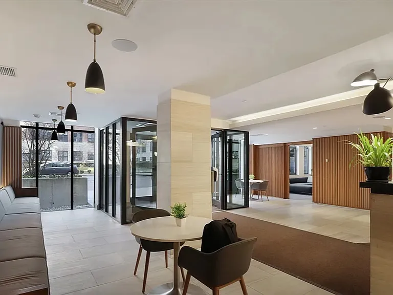 125 Parkside Ave #7D — Photo 14