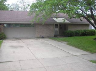 445 Rollingridge Ln, Garland, TX 75043
