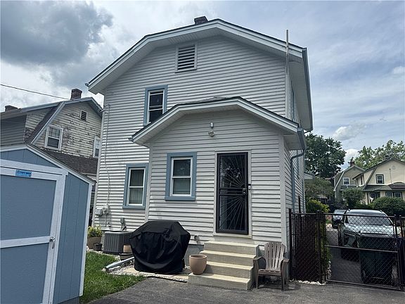 3rd image of 110 Marson Dr