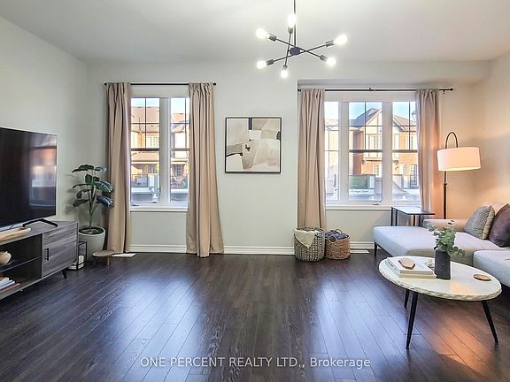 4th image of 501 Buckeye Ct
