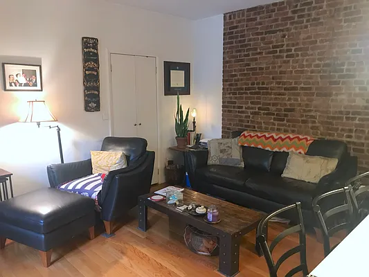 Rented by Kiess Realty, L.L.C. | media 12