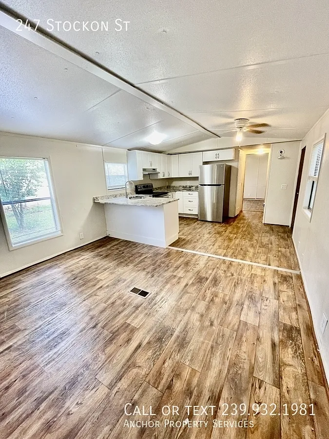 3 bed, 924 sqft, $1,250 — Photo 3