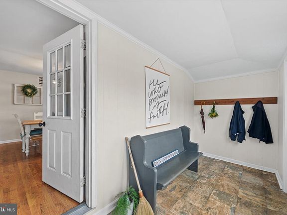 4th image of 8589 Cannon Rd