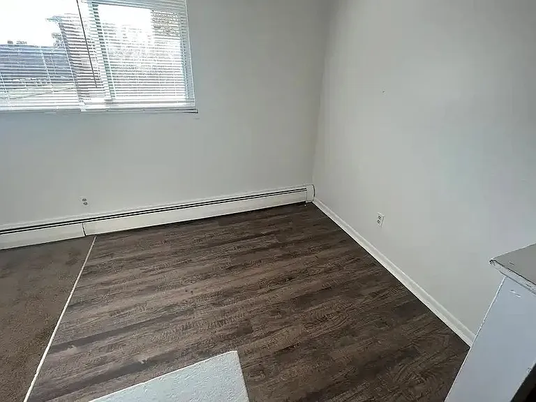Genesis Apartments — Photo 5