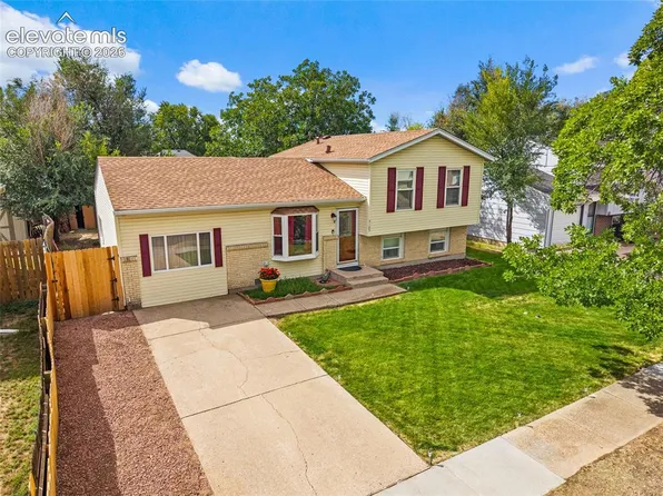 4105 London Ln, Colorado Springs, CO 80916