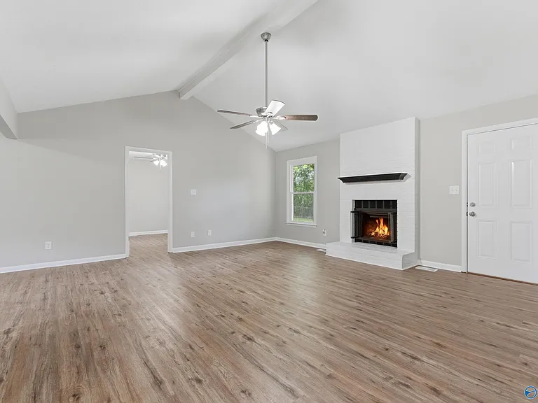 416 Walton Rd — Photo 2