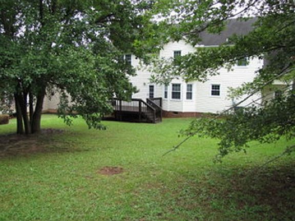 3rd image of 113 Plum Creek Ln #1
