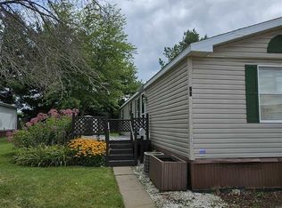 22 Erobi Ln, Iowa City, IA 52240