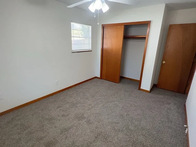 2242 Castle Hill Dr — Photo 17