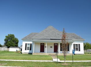 2013 Virginia Ave S, Joplin, MO 64804