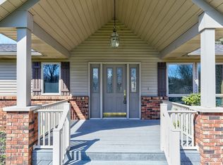 124 Jackson St SW, Grandville, MI 49418