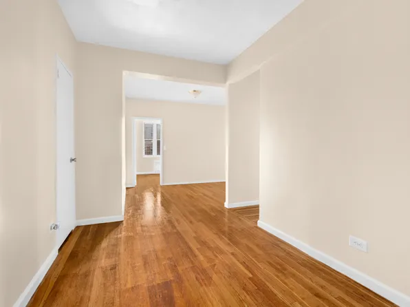 50 Kenilworth Place image 1 of 9