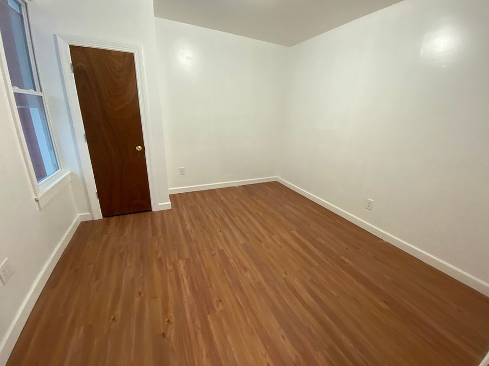 2nd image of 20-61 Steinway Ave #2A