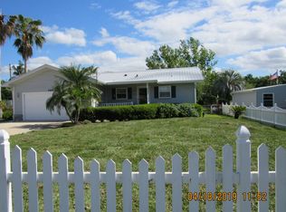 144 Floridian Club Rd, Welaka, FL 32193