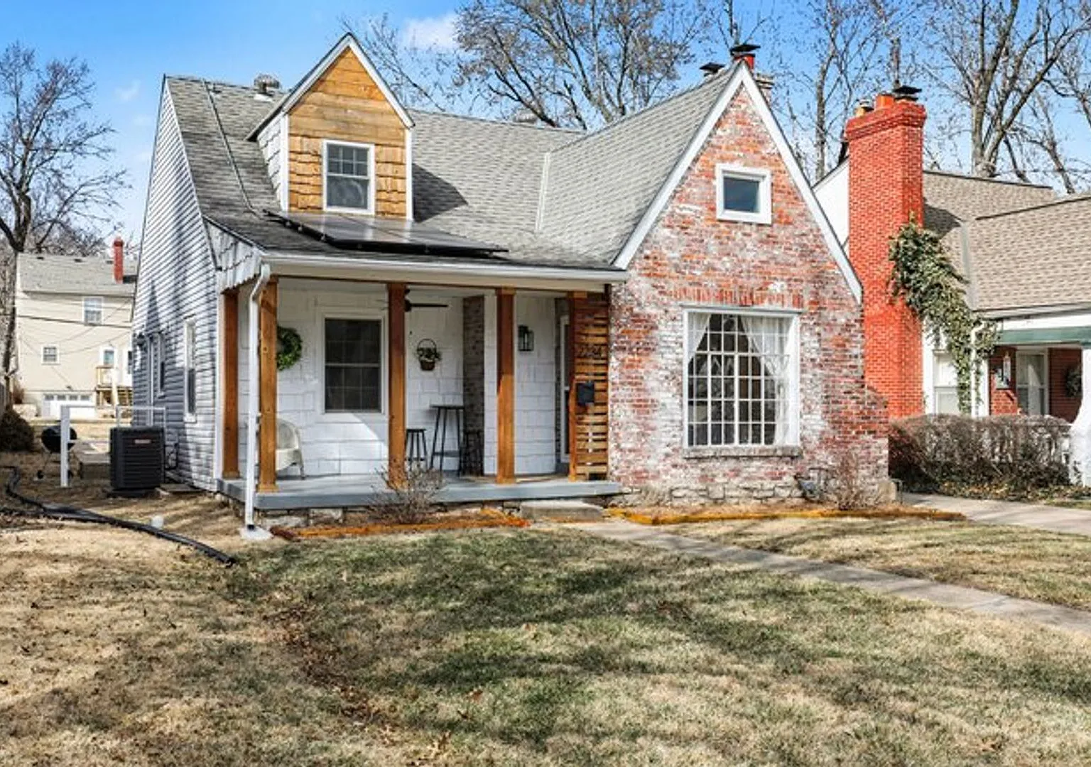 Fantastic 1.5 Story 3 Bedroom Home in Brookside/Waldo Area — Photo 3