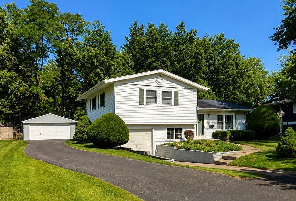 1st image of 5967 Graystone Dr