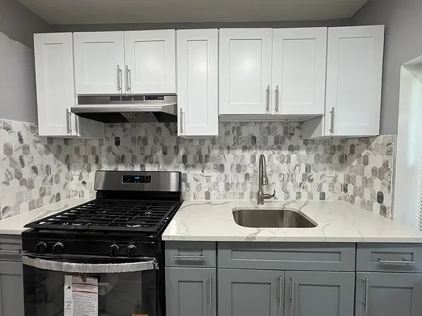 14241 Rowe St #D1, New Haven, CT 06513