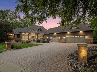 27630 Virginia Cv, Shorewood, MN 55331