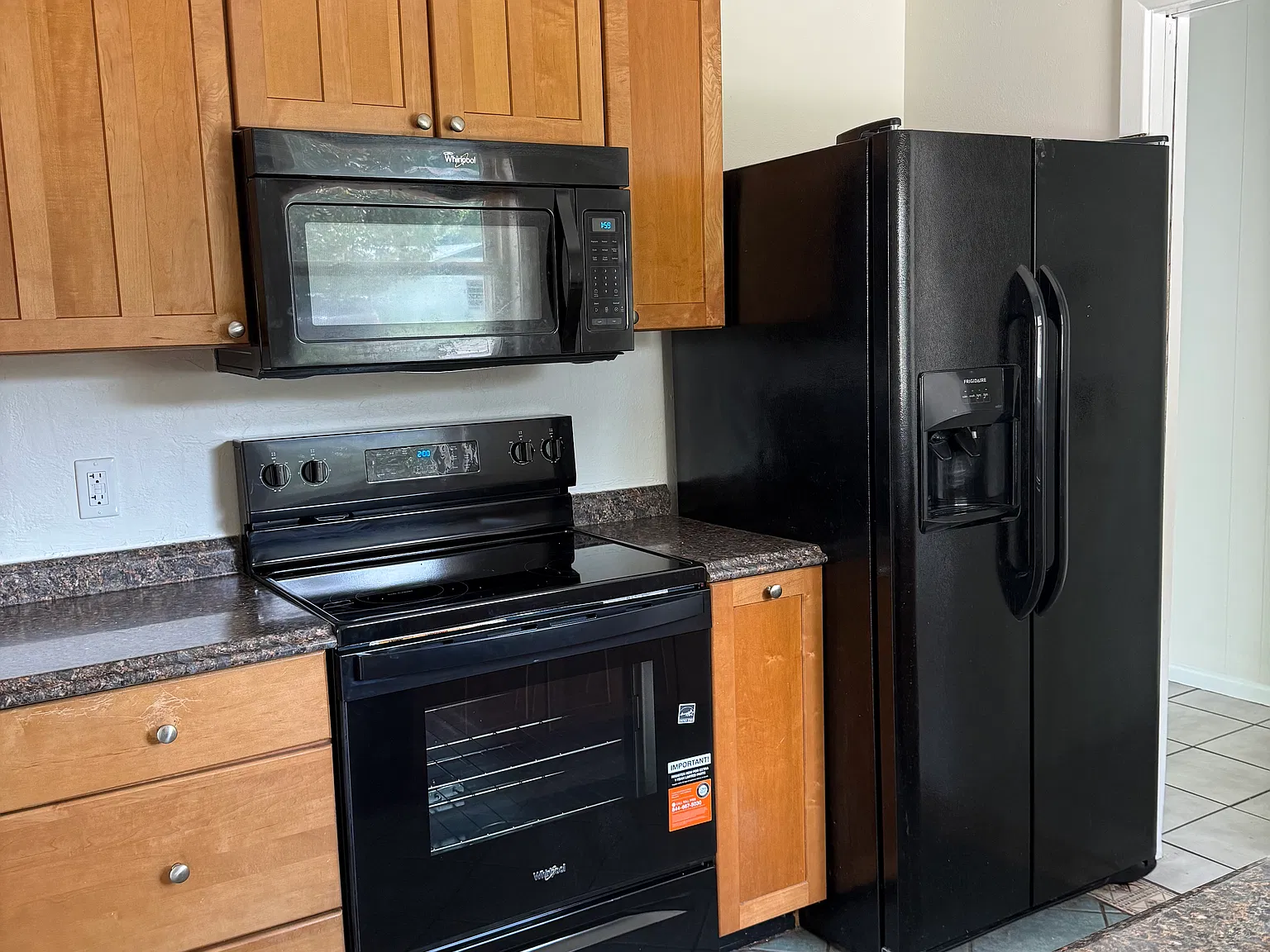3 bed, 1500 sqft, $2,600 — Photo 3