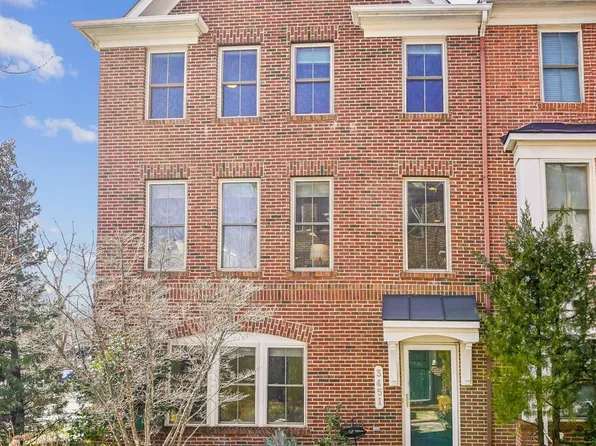 3451 Kemper Rd, Arlington, VA 22206