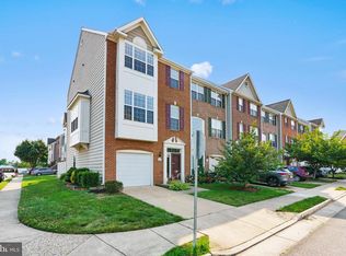 901 Freshes Ln, Woodbridge, VA 22191