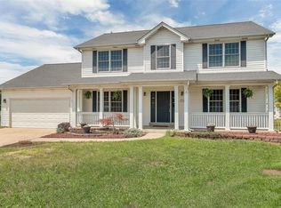 20 Trailridge Ct, Saint Charles, MO 63301