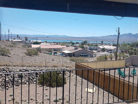 2nd image of 819 Canyon Dr