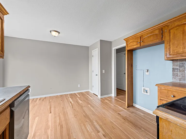 8947 NE 116th Ter — Photo 25