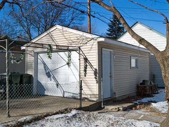 3rd image of 3501 Knox Ave N