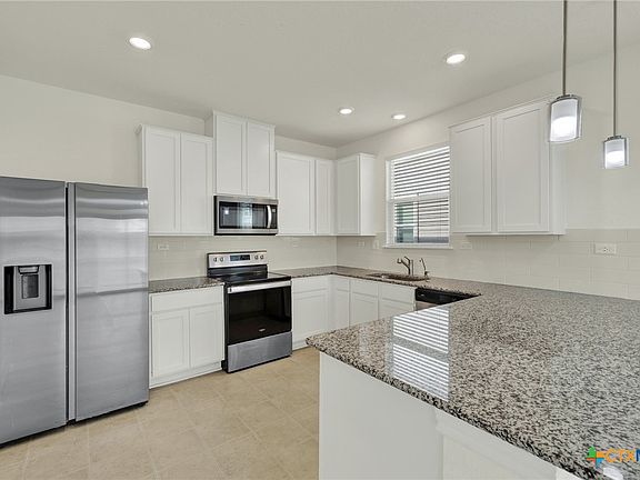 4th image of 1935 Brandywine Dr
