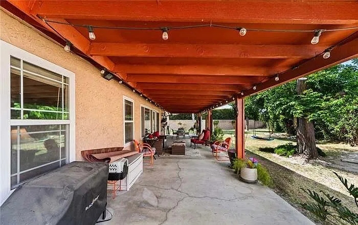 10337 Bristol Dr — Photo 17