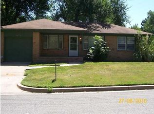 6013 E Castle Dr, Wichita, KS 67218