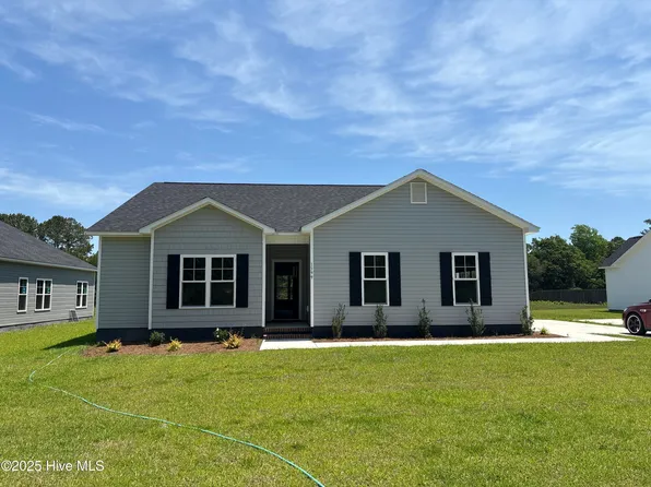 1399 Hammocks Beach Road, Swansboro, NC 28584