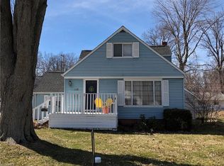 138 Parkwood Ave, Avon Lake, OH 44012