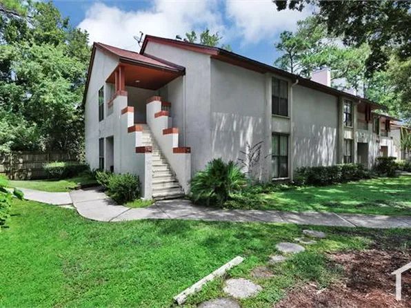 1602 Wood Hill Pl, Jacksonville, FL 32256
