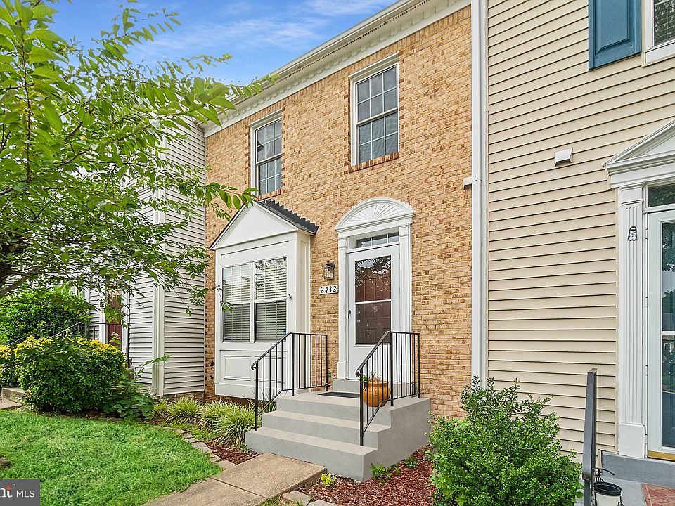 1st image of 2732 Brier Pond Cir
