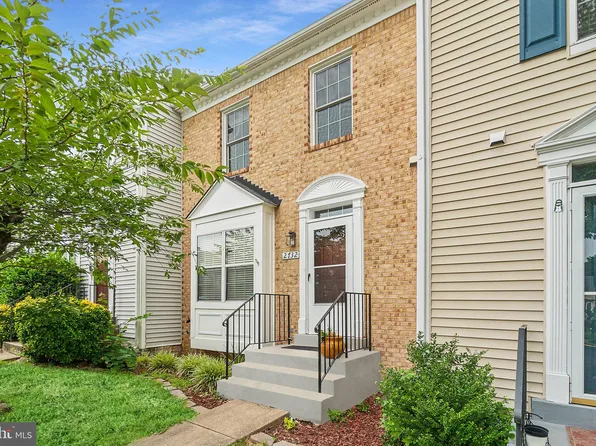 2732 Brier Pond Cir, Woodbridge, VA 22191