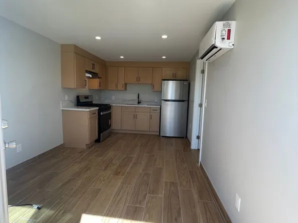 14700 Hubbard St, Sylmar, CA 91342