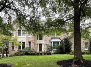 1085 Safa St, Herndon, VA 20170
